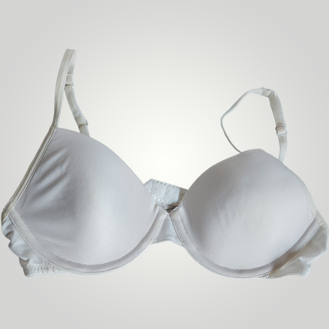 Hanes Wire-Free White Bra, Size 34/L